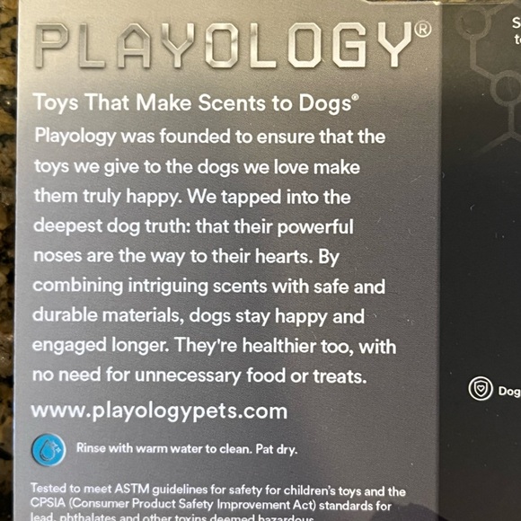 PLAYOLOGY small Dog Pebble Chew toy for dogs up to 15 lbs. beef scent - Picture 9 of 9